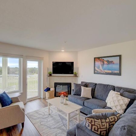 Beach Please-Updated Home With Ocean Views ลองบีช ภายนอก รูปภาพ