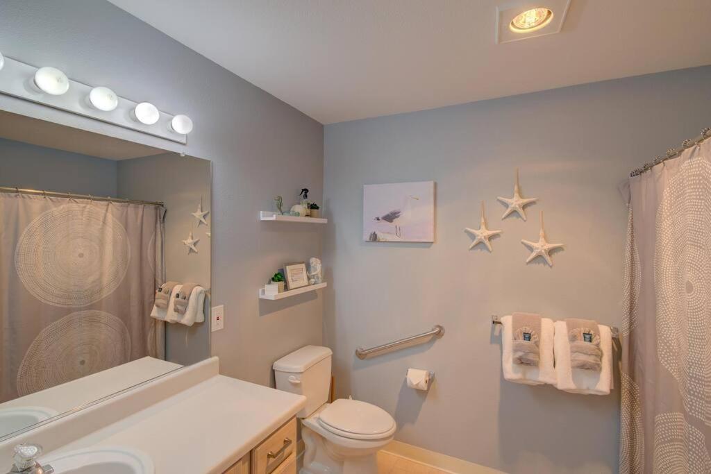 Beach Please-Updated Home With Ocean Views ลองบีช ภายนอก รูปภาพ